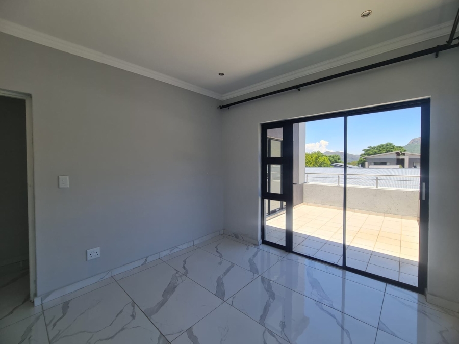 To Let 4 Bedroom Property for Rent in Melodie North West